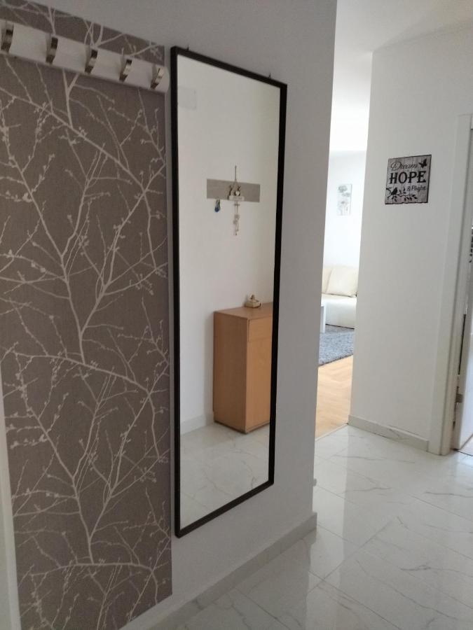 Apartman Gana Altina Lux เบลเกรด ภายนอก รูปภาพ