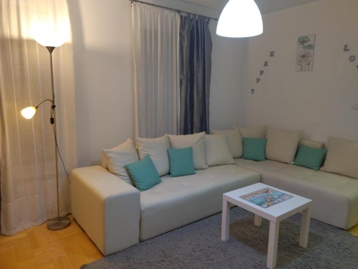 Apartman Gana Altina Lux เบลเกรด ภายนอก รูปภาพ