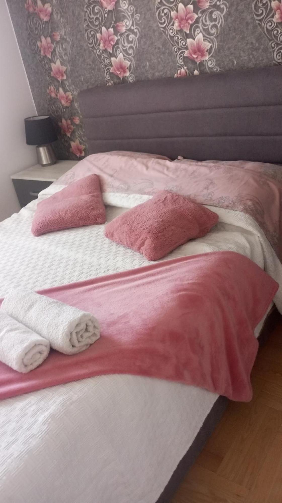 Apartman Gana Altina Lux เบลเกรด ภายนอก รูปภาพ